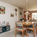 6 Person In Сasa de vacaciones Hals
