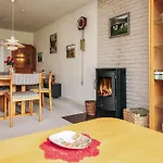 Сasa de vacaciones 6 Person In Hals